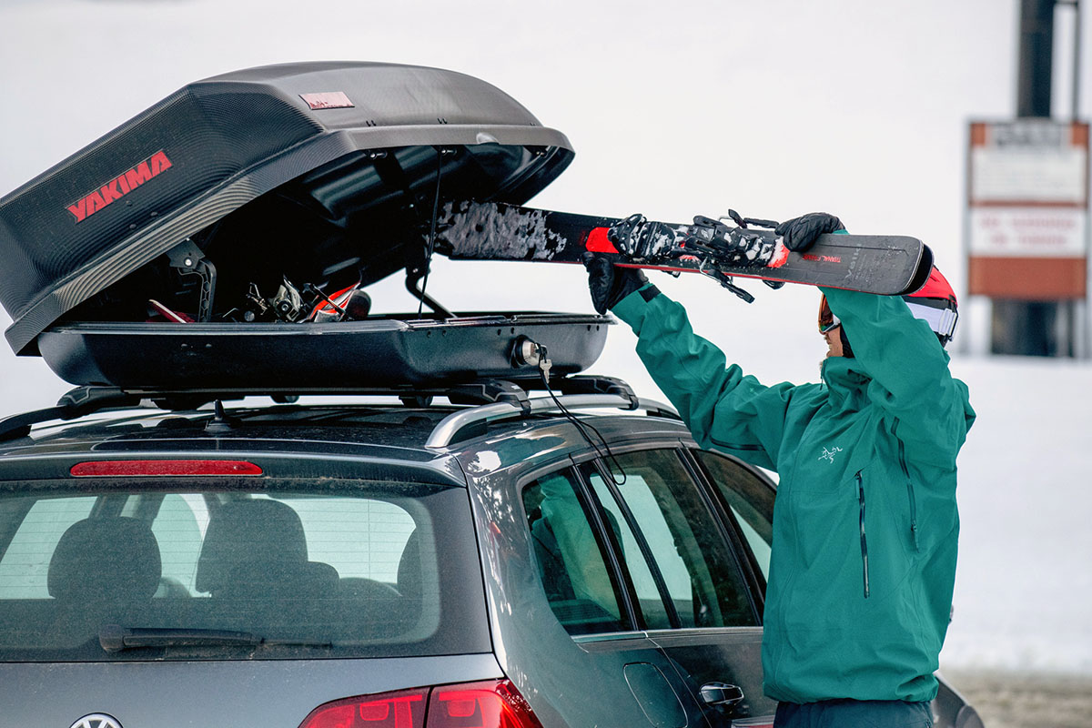 Arc'teryx Sabre AR ski jacket (loading gear onto car)